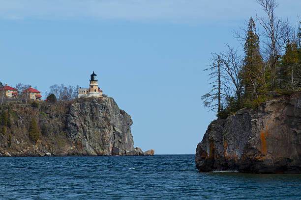 faro de split rock - split rock lighthouse fotografías e imágenes de stock