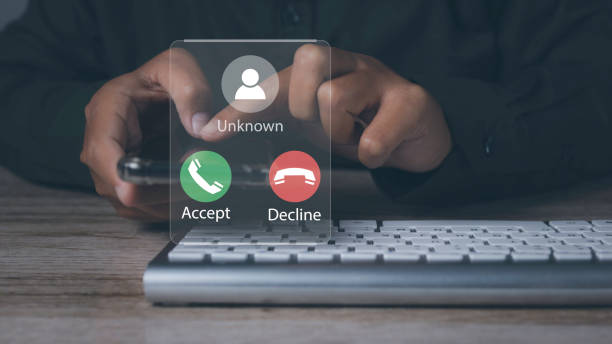 istock Man answering to incoming from an unknown caller. Call from unknown number. 1510380125