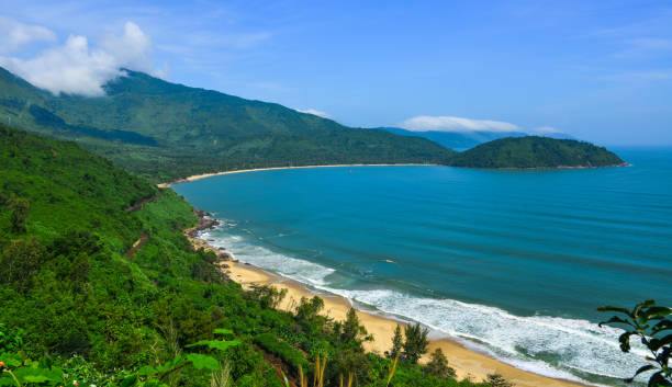 istock Beautiful sea at sunny day 1510417761