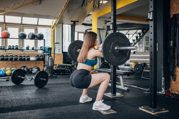 istock Woman weightlifting 1510845250