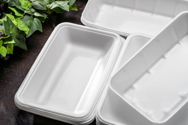 istock Styrofoam food trays on wooden table 1511066337