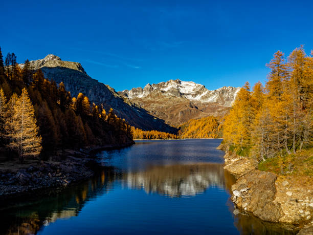 Free picture: Nice October day in the mountains with small pond