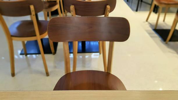 istock An empty wooden chair in a cafe 1511358941