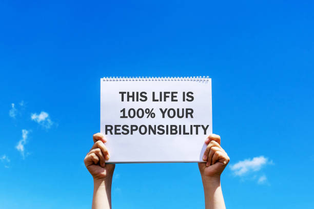 istock Hands holding a placard with inspirational quotes about life 1511500562
