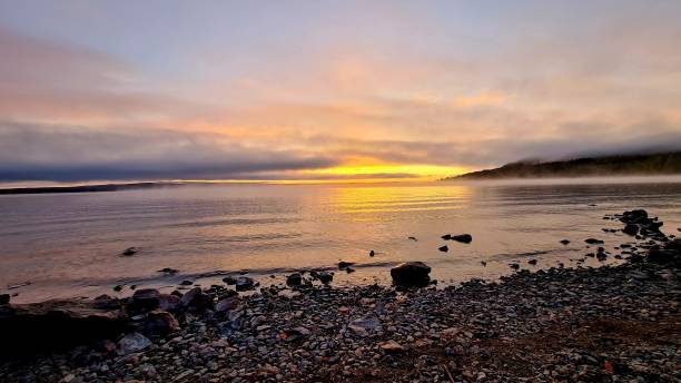 istock Sunrise at the lake 1511548248