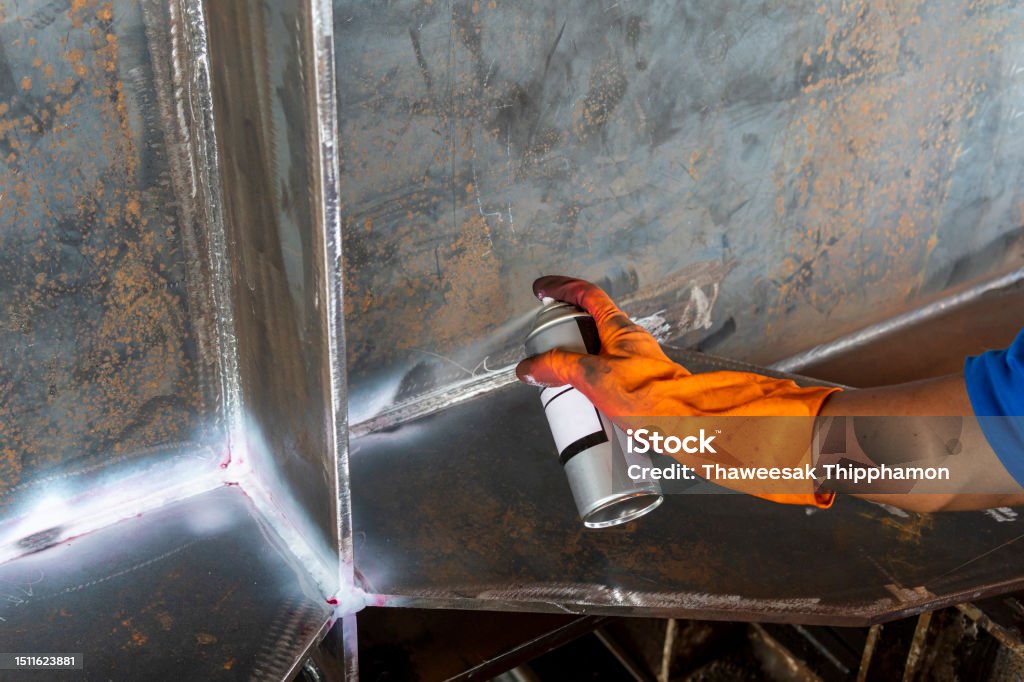Developer Spary Step To Use Developer Spray Into The Welded To Pull The Liquid ...