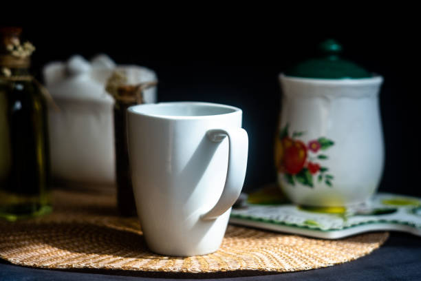 SERVED TABLE TO TAKE COFFEE IN A GOOD BREAKFAST