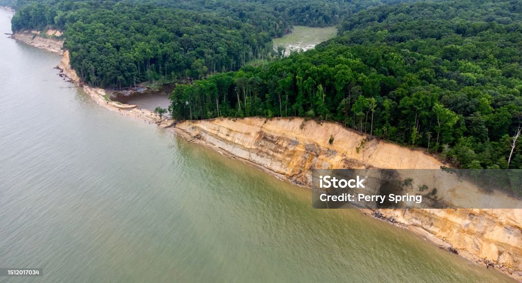 Calvert Image Calvert Cliffs State Park Stock Photo - Download Image Now - Cliff ...