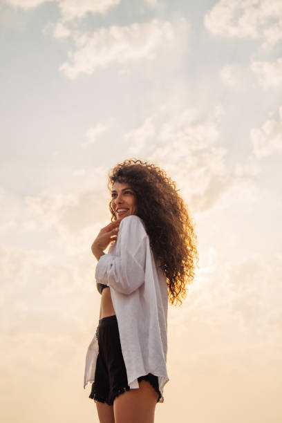 istock Relaxing girl 1512116726
