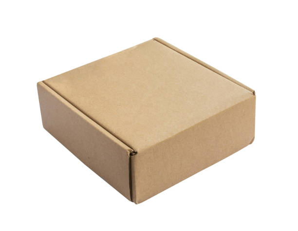 istock Mockup brown cardboard box isolated on white background 1512395094