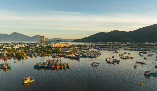Bustling scene at Tho Quang fishing port, Da Nang city