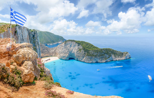 istock Landscape with Navagio beach, Zakynthos, Greece 1512922859