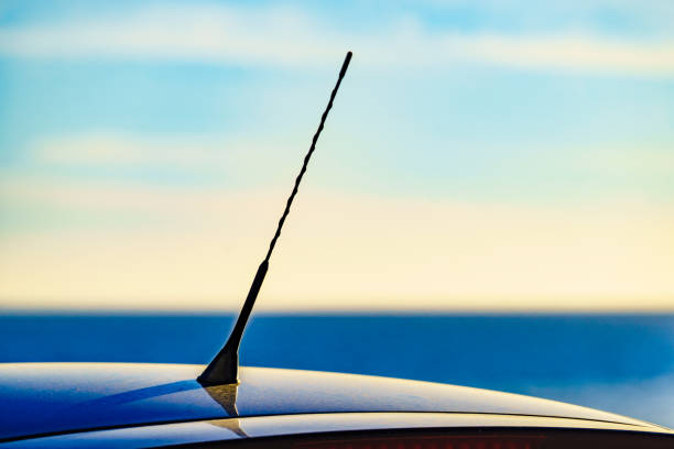 istock Car radio antenna 1512993213
