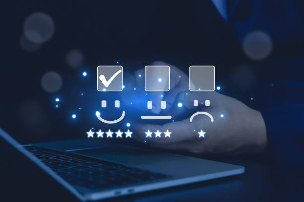 istock Satisfaction reviews, compliments, smiley faces, best quality 1513073981