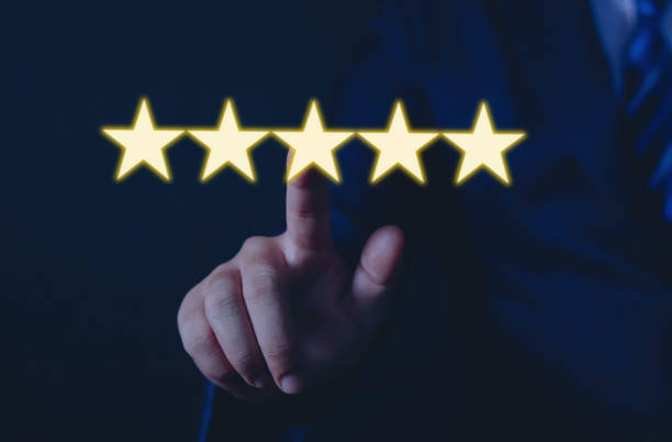 istock Satisfaction reviews, compliments, smiley faces, best quality, 5 stars 1513073983