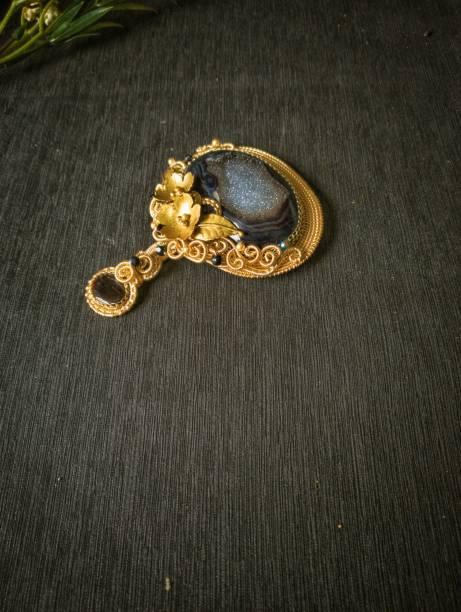 istock The Rahayu by OG wire jewelry 1513093458
