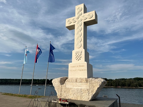 Cross at the confluence of the Vuka River and the Danube, Vukovar - Croatia (Križ u ušću rijeke Vuke u Dunav, Vukovar - Srijem, Hrvatska)