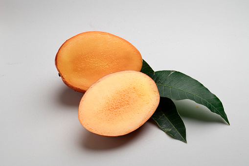 The coolest fruit in summer, everyone's favorite fruit: mango