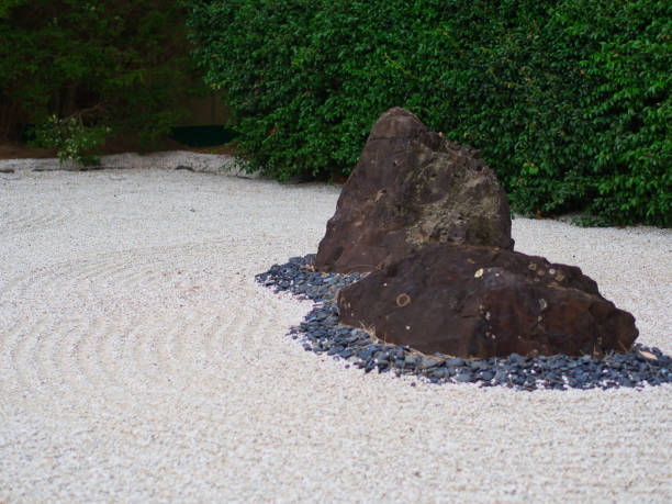 istock Japanese Zen Garden 1513628330