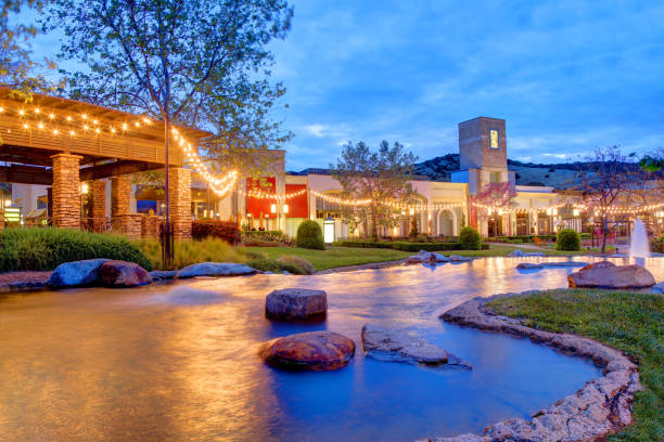 istock Thousand Oaks, California 1514101680