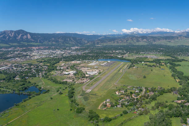 Widok z lotu ptaka nad Boulder Colorado – zdjęcie