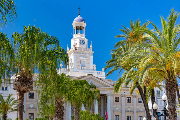 plaza de san juan de dios w cadiz, andaluzja, hiszpania - christianity cadiz spain old town zdjęcia i obrazy z banku zdjęć