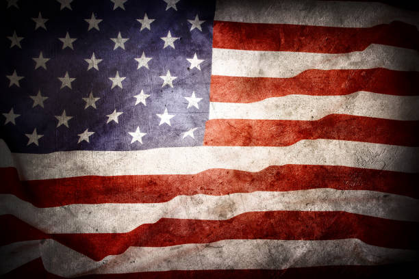 istock Grunge American flag 1514495663