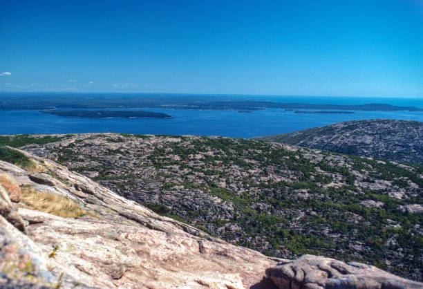istock Acadia NP - Cadillac Mountain & Bay Below - 1980 1514643724