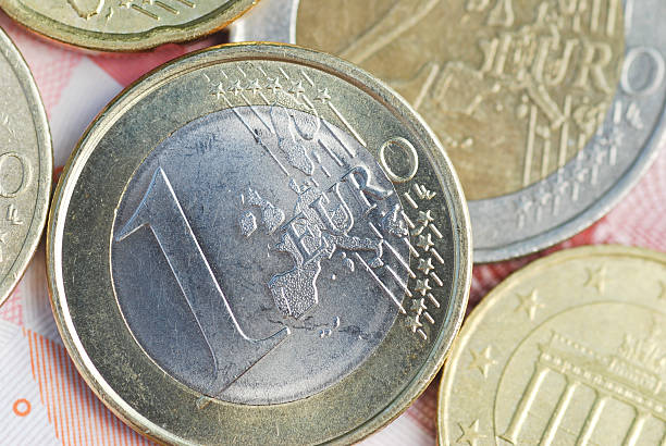 istock Euro money 151514416