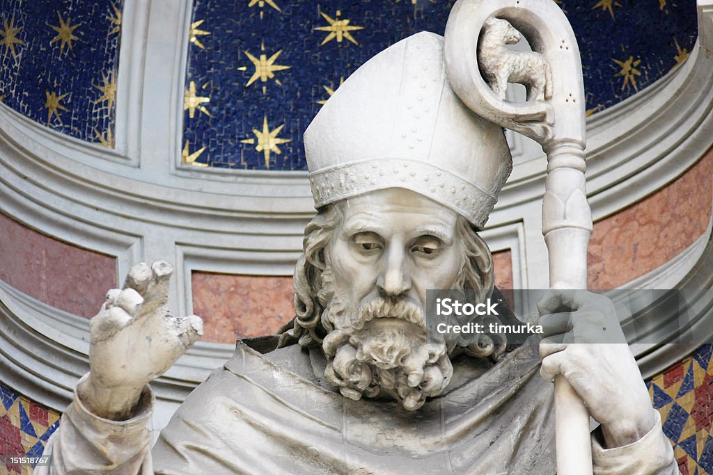 Escultura da Basilica di Santa Maria del Fiore - Foto de stock de Antigo royalty-free