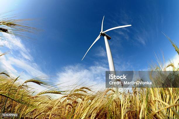 Turbina Wiatrowa - zdjęcia stockowe i więcej obrazów Biznes międzynarodowy - Biznes międzynarodowy, Dworzec, Elektryczność