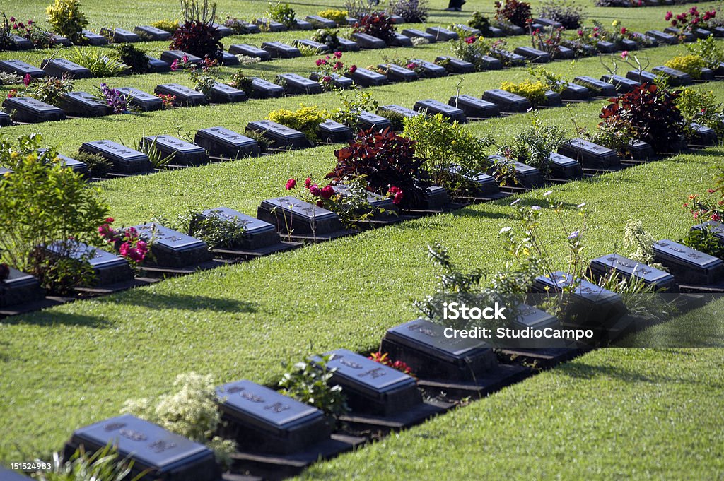 Kanchanaburi War Cemetery - Zbiór zdjęć royalty-free (Cmentarz)