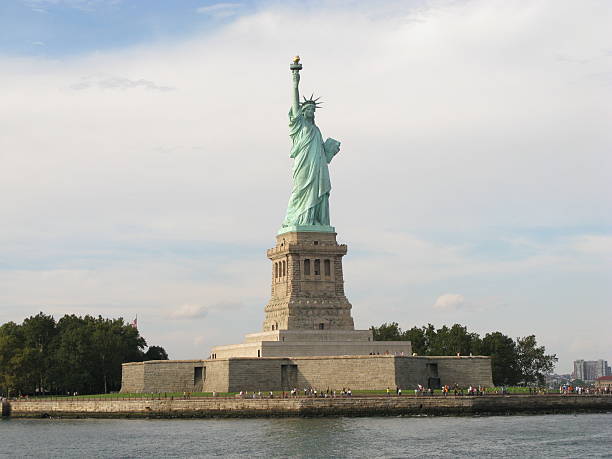 istock Statue of LIberty 151526683