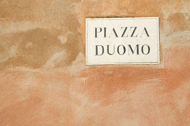 Piaza Duomo sign on painted wall