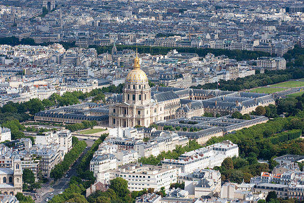 istock Les Invalides aerial view 151528615
