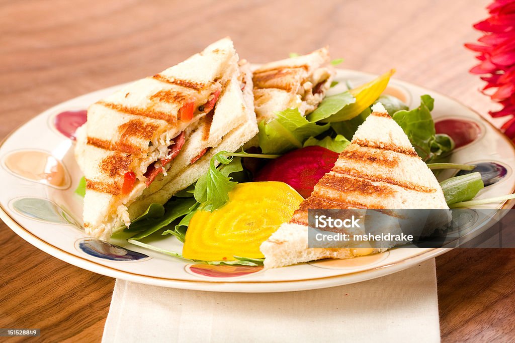 Panini con ensalada - Foto de stock de Bocadillo libre de derechos