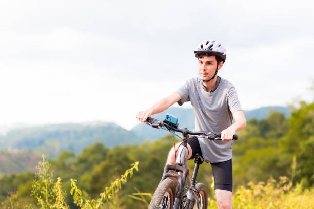 istock Mountain bike 1515294109