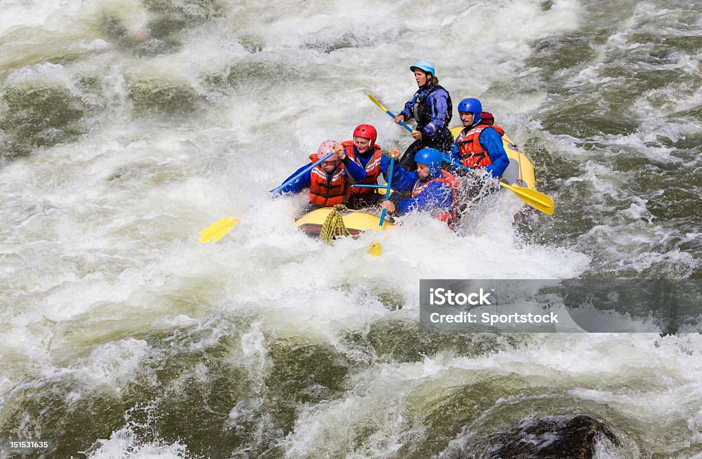 Whitewater рафтинг на реке Арканзас, Колорадо в Buena Vista - Стоковые фото Рафтинг по бурной реке роялти-фри