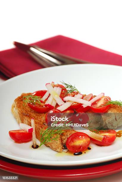 Bruschetta Mit Tomaten Rettich Und Dill Stockfoto und mehr Bilder von Balsamico - Balsamico, Basilikum, Brotsorte