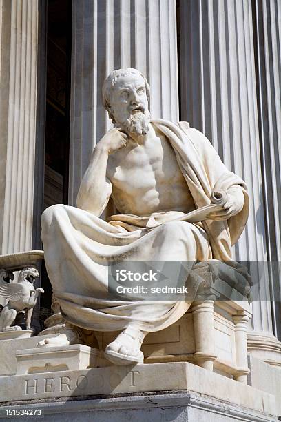 Vienaherodotus Estátua Do Parlamento - Fotografias de stock e mais imagens de Herodotus - Herodotus, Escultura, Estátua