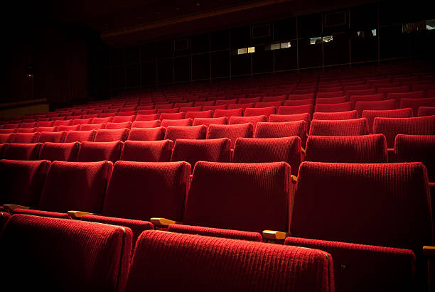 auditório - empty theater imagens e fotografias de stock