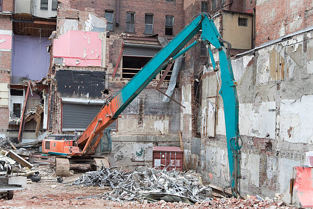istock Demolition Equipment Knocking Down Building Collecting Scrap Metal 151554169