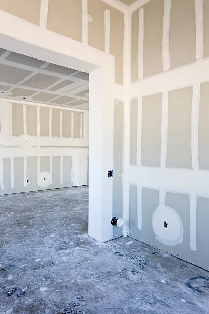 istock Detail of Drywall Construction  Interior 151554509