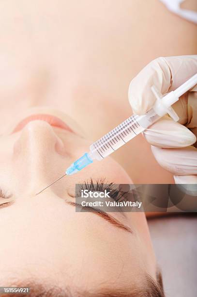 Injecting Botox Photo Botox Injection Stock Photo - Download Image Now - Adult, Alternative ...