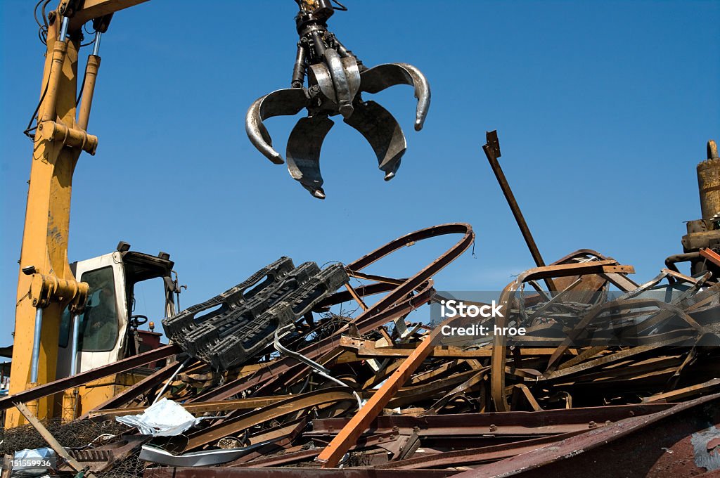 Benna Scrapyard - Foto stock royalty-free di Benna meccanica