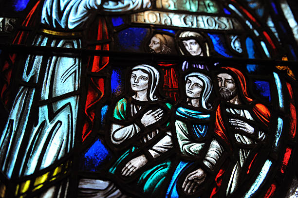 istock stained glass worshippers 151564436