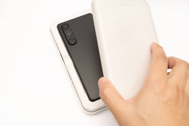 istock Paper packaging for smartphone, recyclable paper ware, zero waste packaging concept. 1515698962