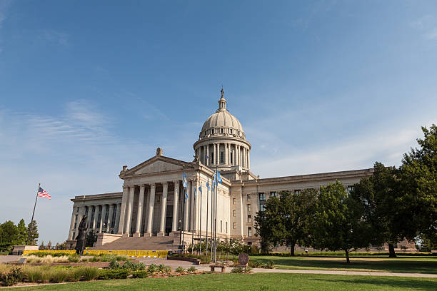 oklahoma state house e capitol building - oklahoma state capitol - fotografias e filmes do acervo