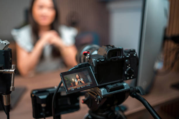 istock Asian Female Content Creator With Creative Energy 1516113063