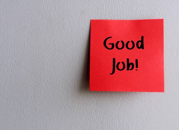 istock Red note on copy space wall background witn text written GOOD JOB! ,concept of positive self talk, praising someone for job they have done well -powerful compliment leader offer their team 1516431080